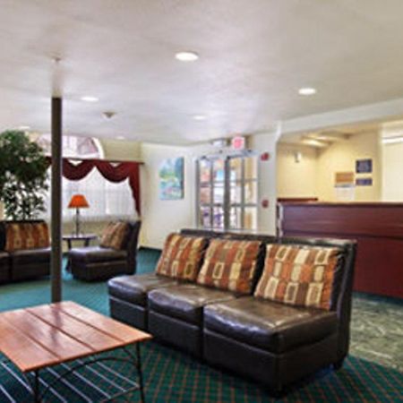 Microtel Inn & Suites By Wyndham Wellton Interior photo